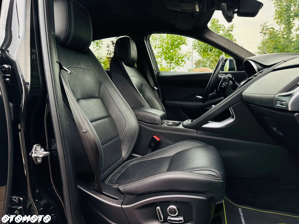 Jaguar E-Pace D165 AWD R-Dynamic HSE - 36