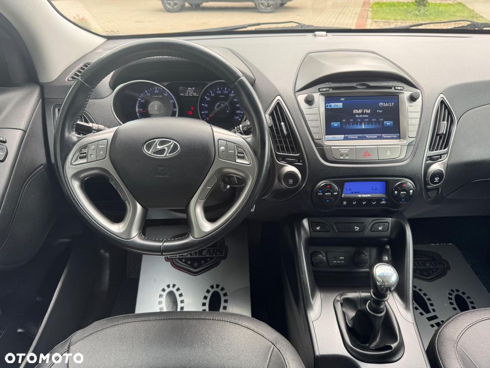Hyundai ix35 - 24