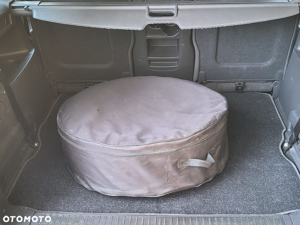 Opel Zafira - 21