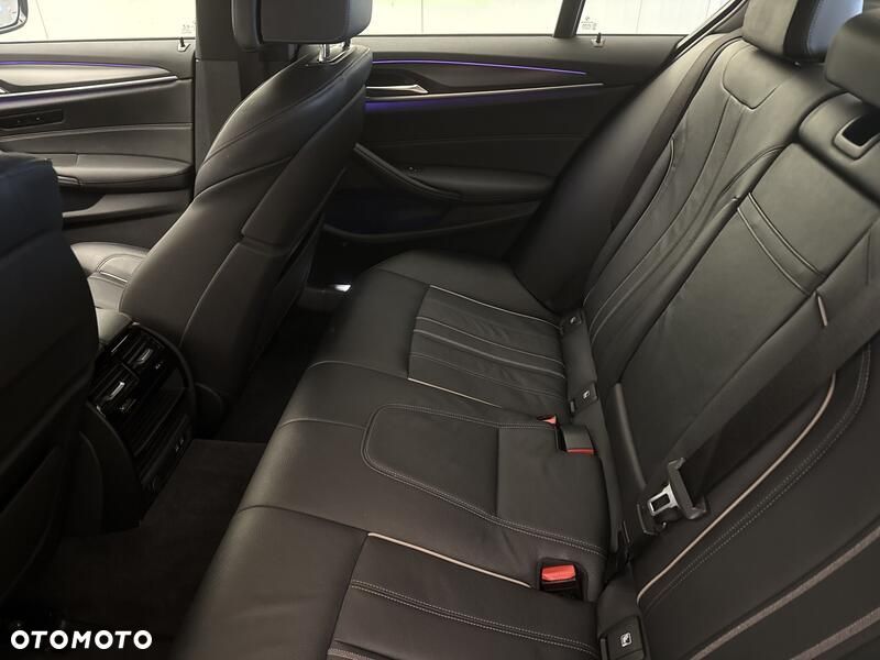BMW Seria 5 - 22