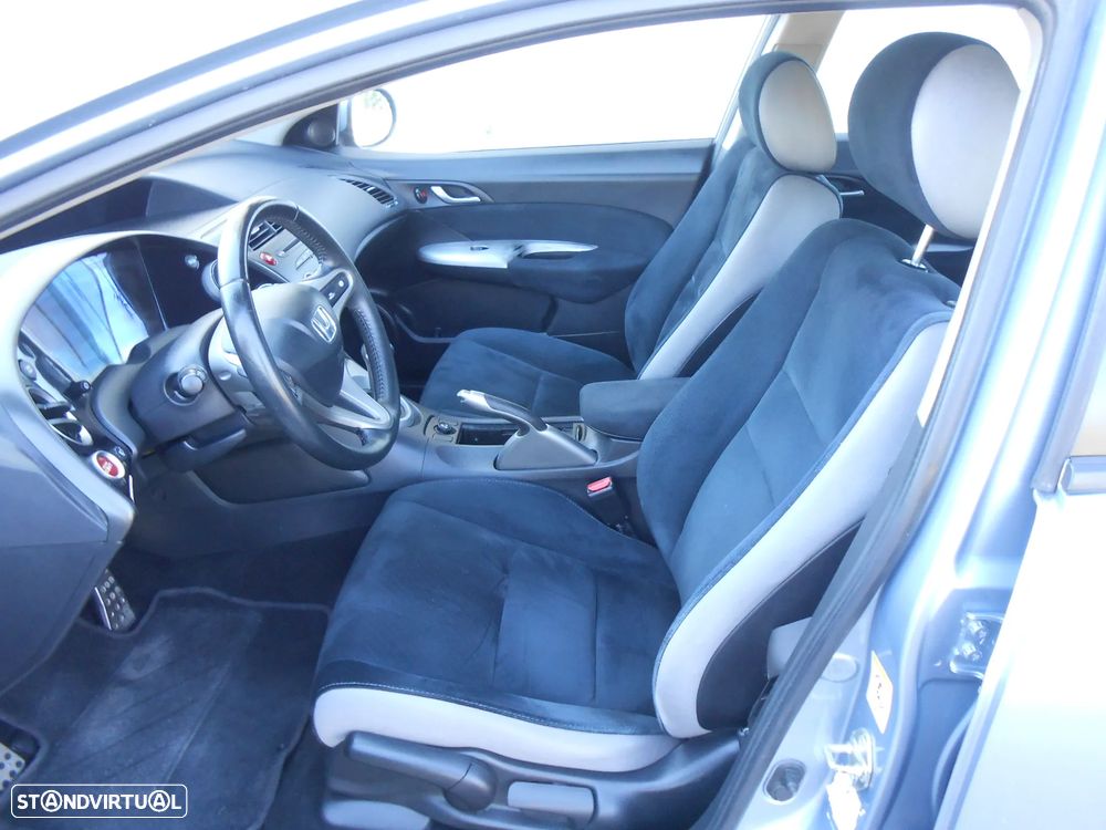 Honda Civic 1.4 Sport - 17