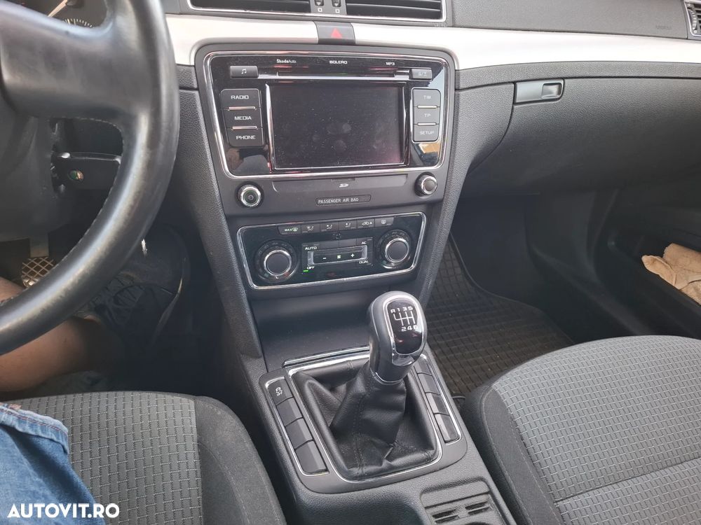 Skoda Superb 1.4 TSI Active - 8