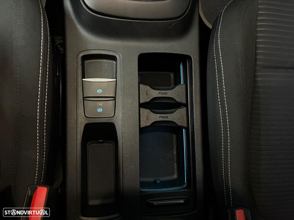 Ford Focus SW 1.5 TDCi EcoBlue Titanium - 29