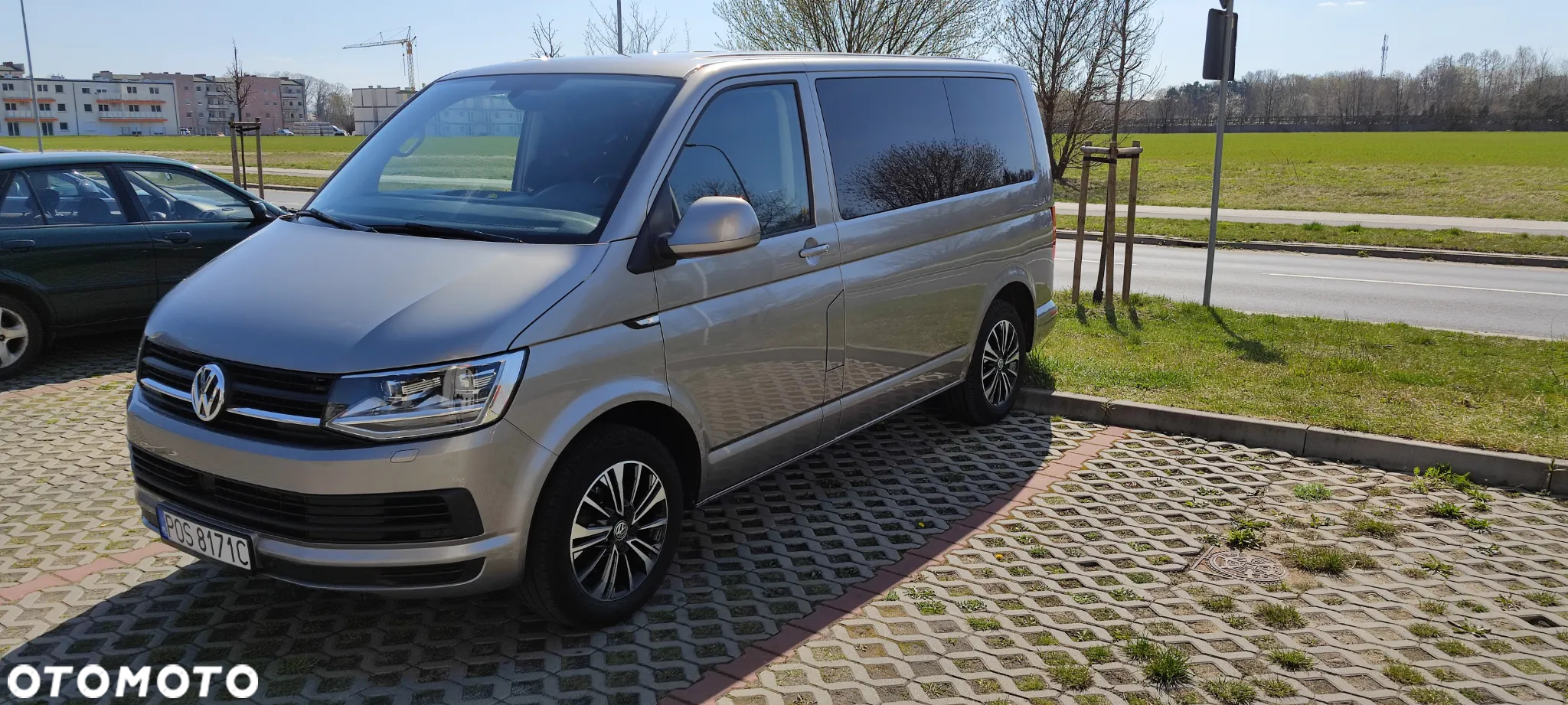 Volkswagen Multivan - 8