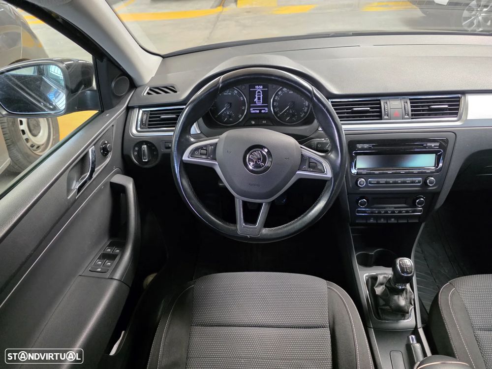 Skoda Rapid 1.2 TSI Ambition - 11