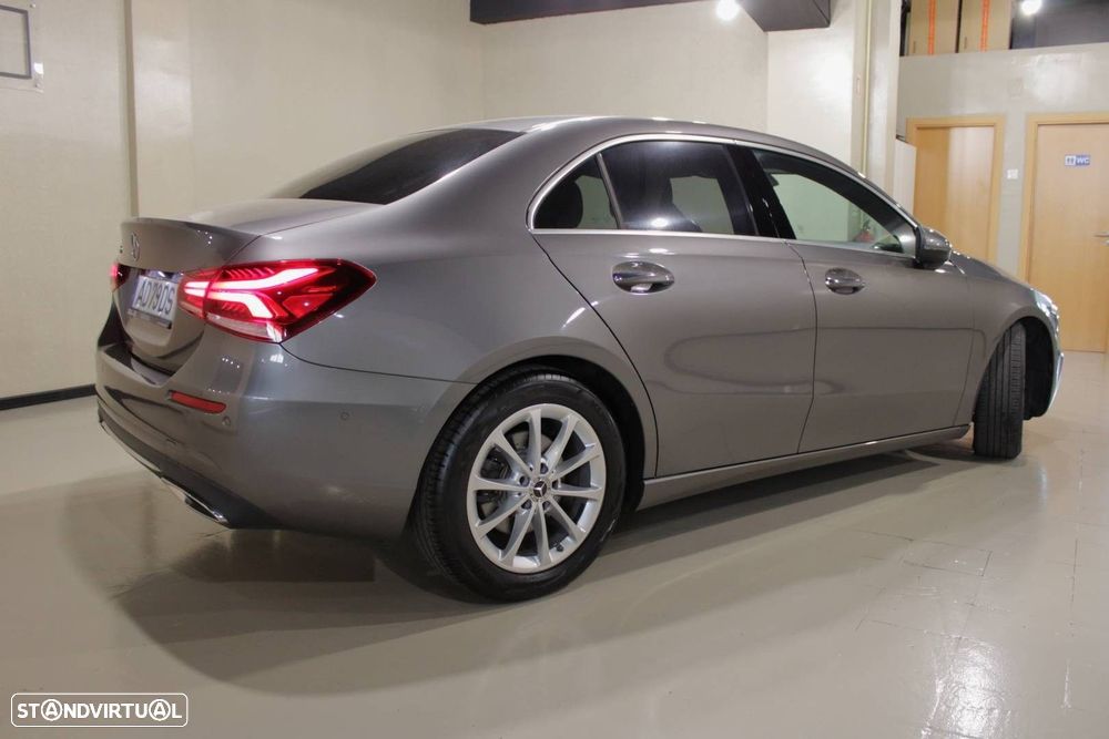 Mercedes-Benz A 200 Limousine Progressive Aut. - 2