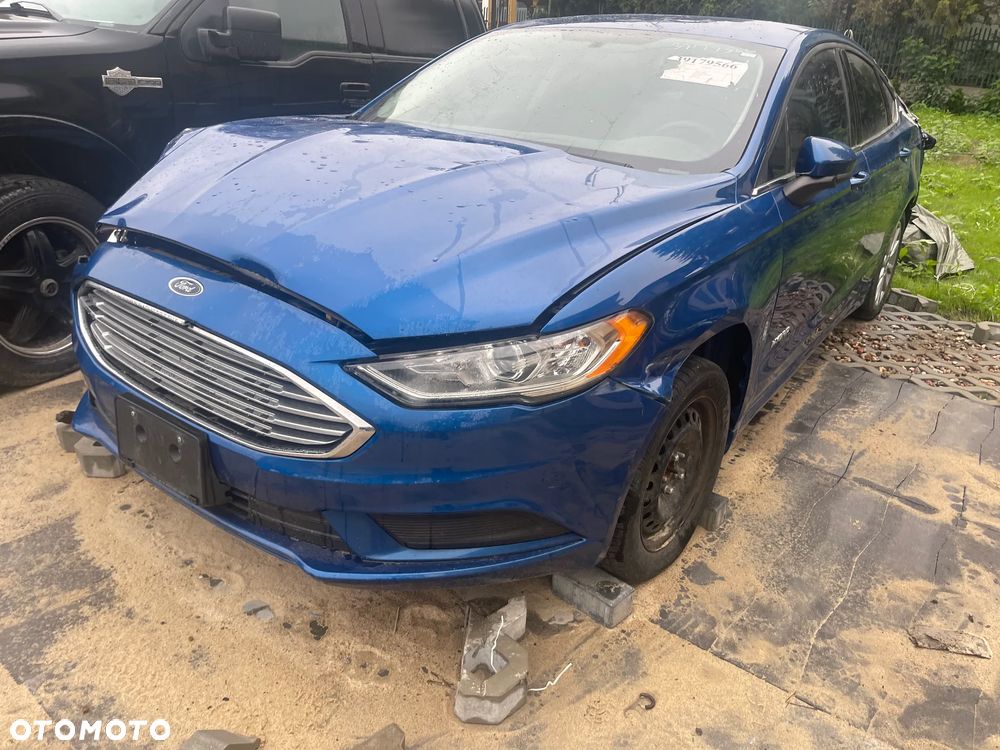 Ford Fusion - 1