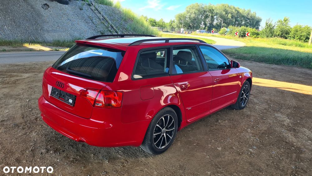 Audi A4 Avant 2.0 TDI DPF quattro - 8