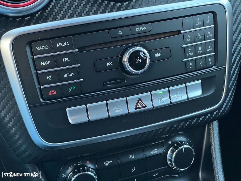 Mercedes-Benz A 180 d AMG Line - 20