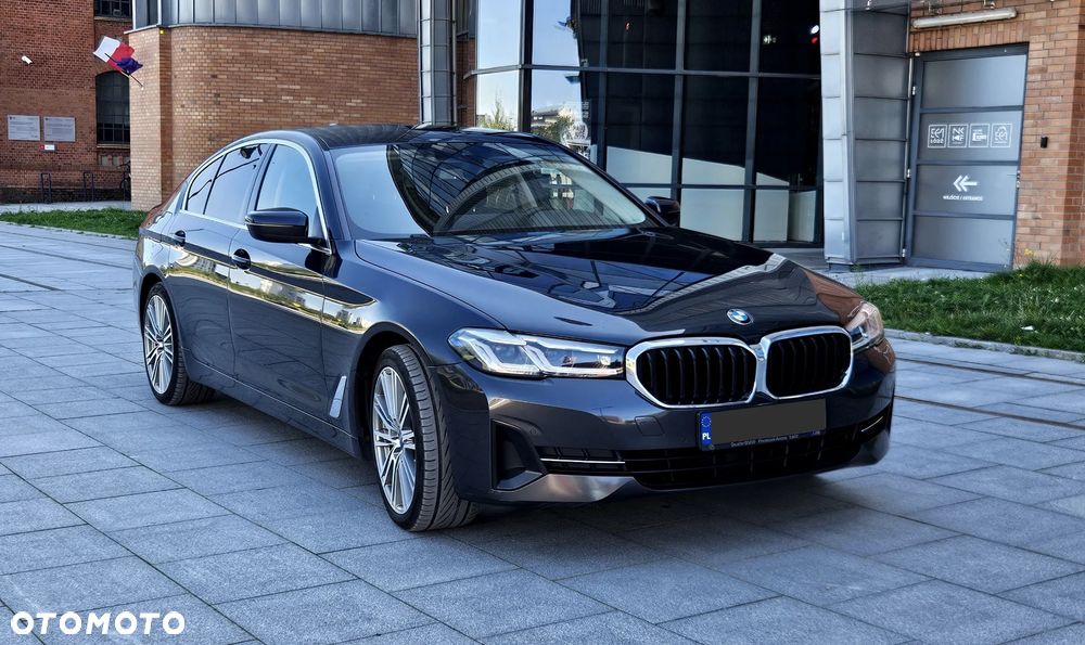 BMW Seria 5 520d xDrive MHEV Business Edition sport - 2