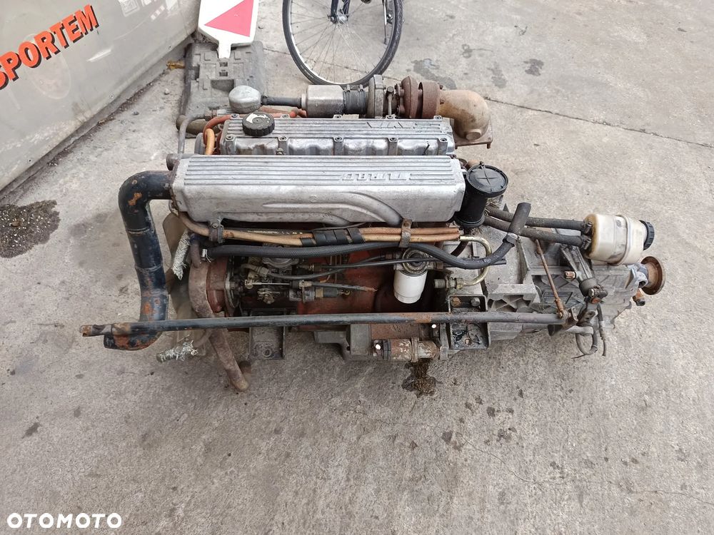 Silnik AVIA TURBO kompletny ze skrzynią biegów - 4