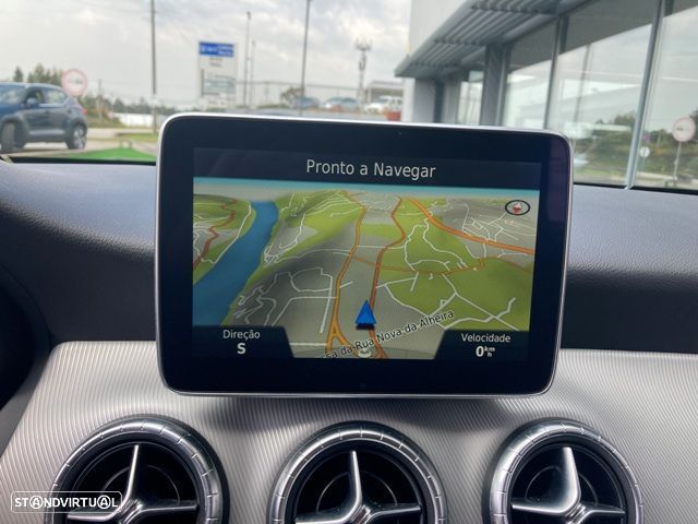 Mercedes-Benz CLA 180 d Peak Edition - 20