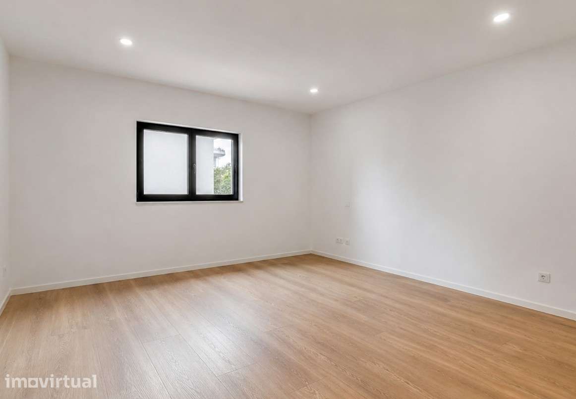T3 com 2 casas de banho, 100m² Mem Martins Algueirao - Grande imagem: 2/2
