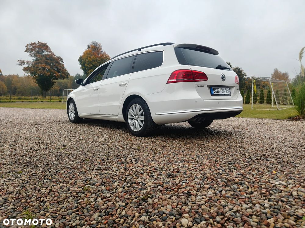 Volkswagen Passat - 24