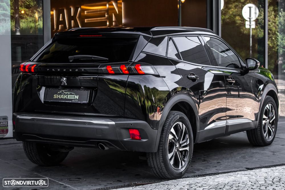 Peugeot 2008 1.5 BlueHDi Allure EAT8 - 4