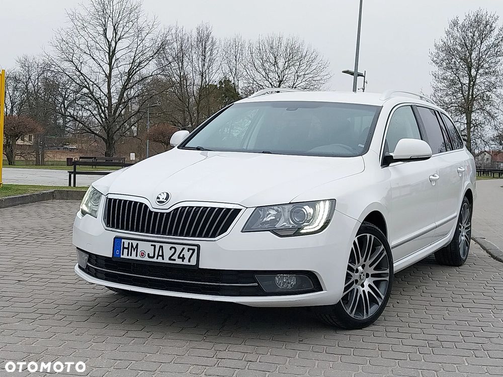 Skoda Superb 2.0 TDI DSG Exclusive - 8