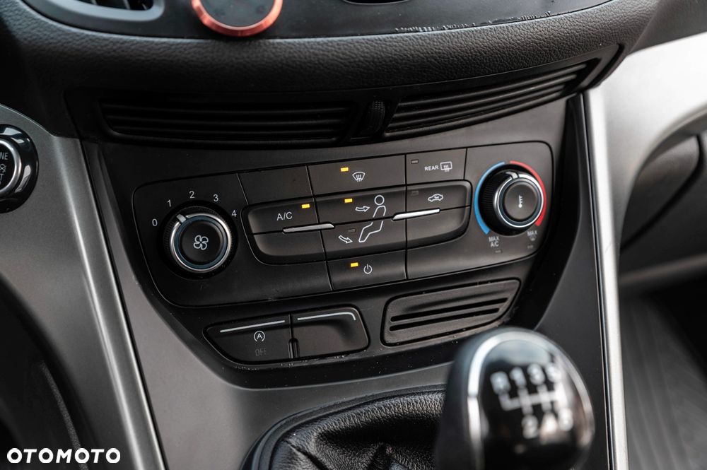 Ford Kuga 1.5 EcoBoost FWD Trend ASS - 29