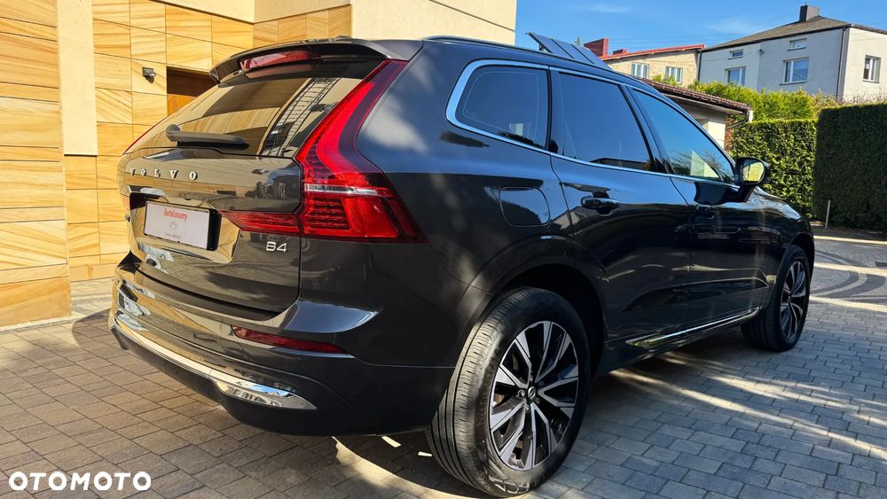 Volvo XC 60 B4 D Geartronic Momentum Pro - 12