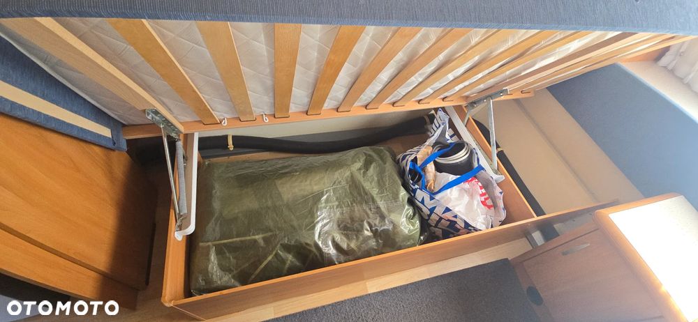 Hobby 400 SF DE LUXE - 22