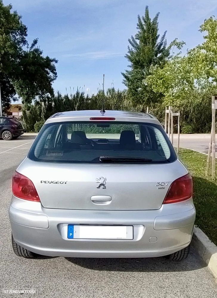 Peugeot 307 - 12