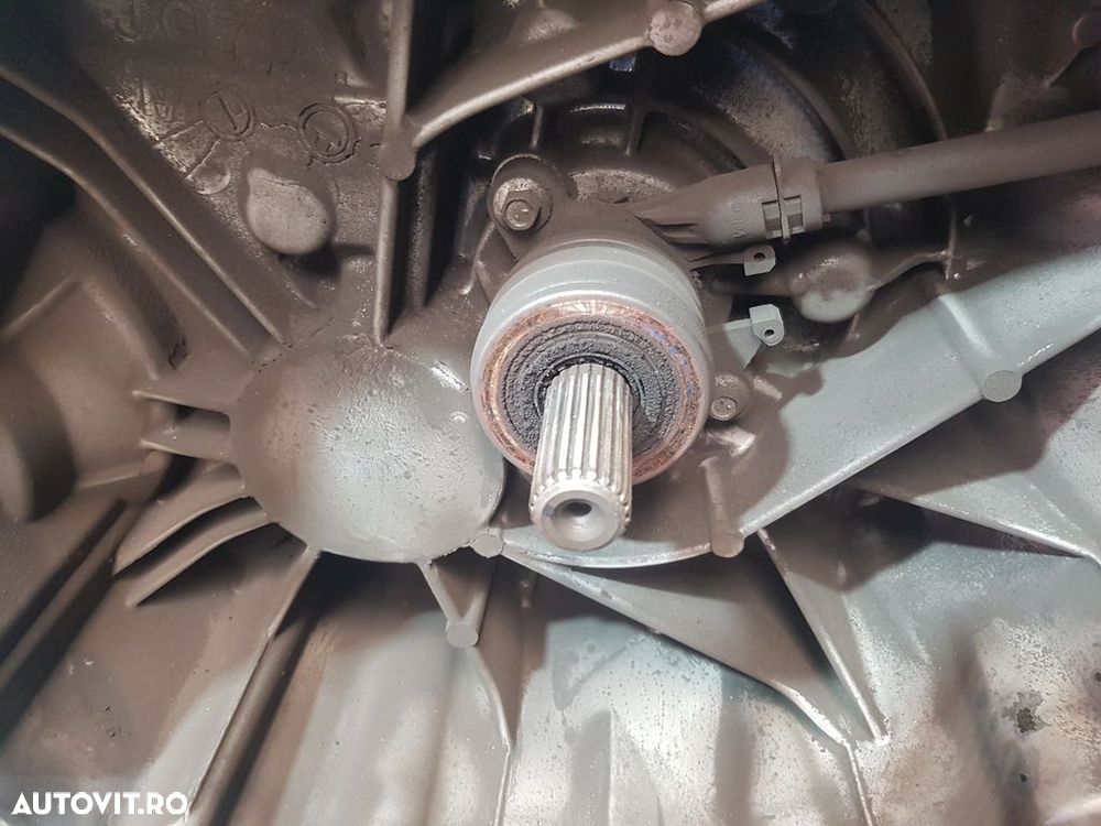 Cutie de viteze Nissan Qashqai Facelift 2.0 Dci 2010 - 2013 150CP Manuala 6 Trepte M9R ... - 2