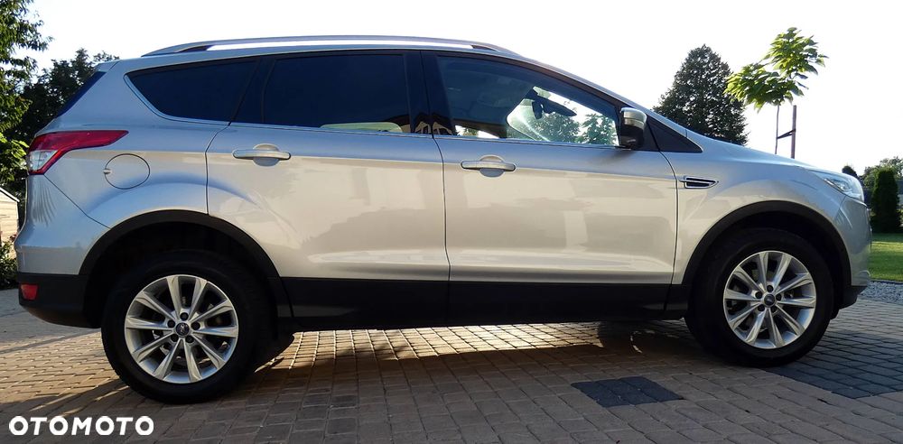 Ford Kuga 1.5 EcoBoost FWD Titanium ASS GPF - 4