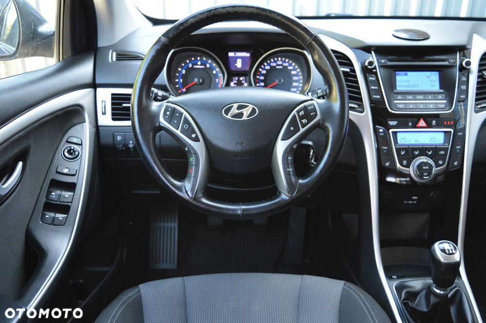 Hyundai i30 - 19
