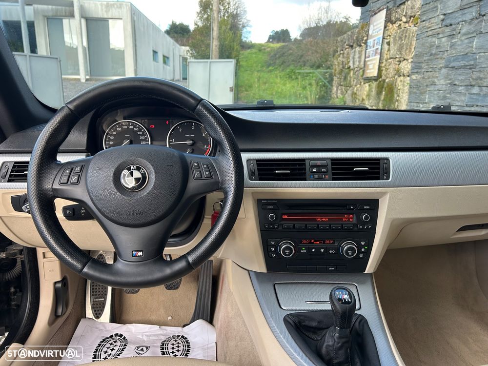 BMW 320 d Coupe - 11