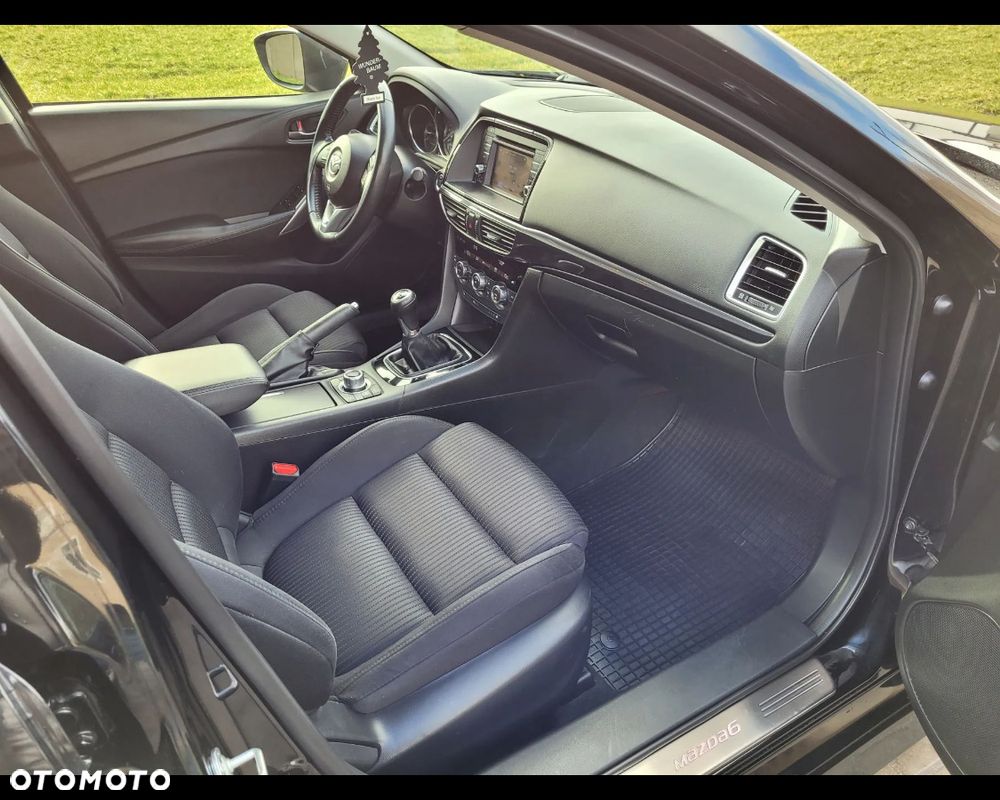 Mazda 6 - 8