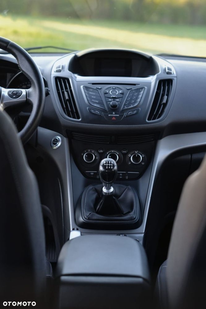 Ford Kuga 1.6 EcoBoost 2x4 Trend - 7