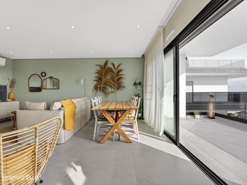 Apartamento de 2 quartos com Terraço Privativo e Vista Mar em Conce... - Grande imagem: 5/34