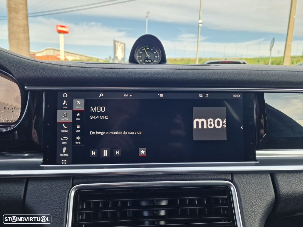 Porsche Panamera 4 E-Hybrid - 33