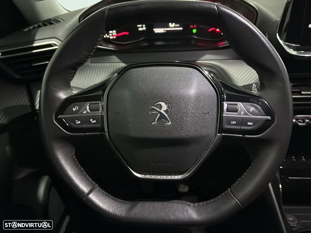 Peugeot 2008 1.2 PureTech Allure - 11