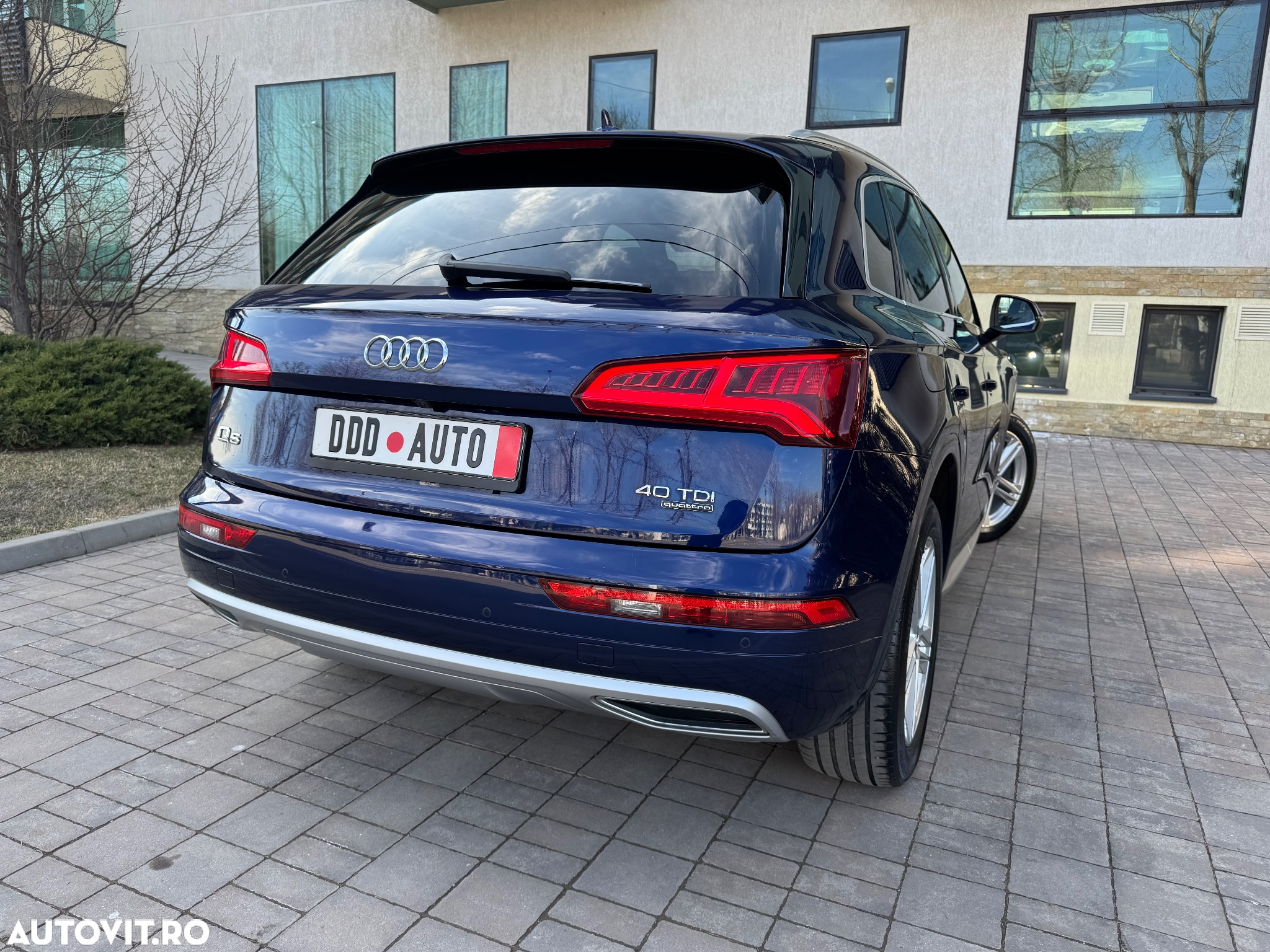 Audi Q5 40 TDI quattro S tronic - 37