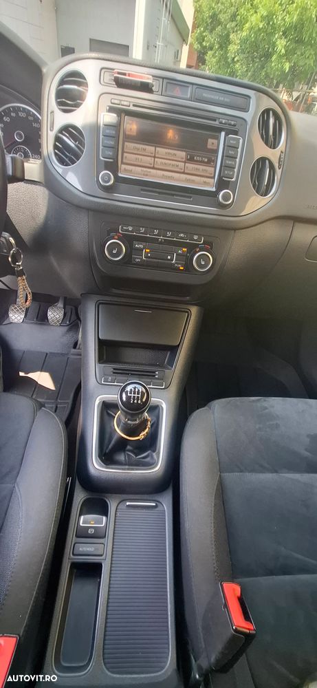 Volkswagen Tiguan 2.0 TDI DPF 4Motion Team - 9