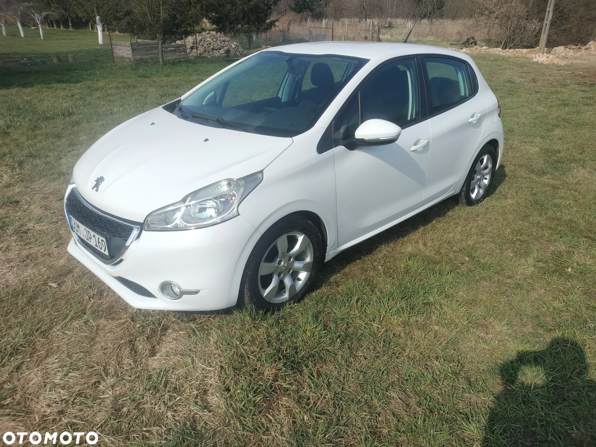 Peugeot 208 - 2