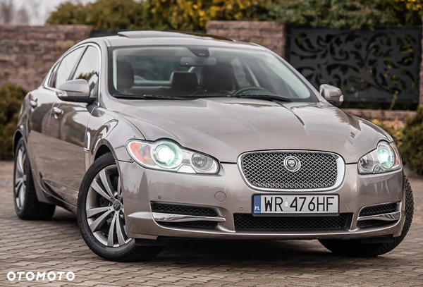 Jaguar XF 4.2 SV8