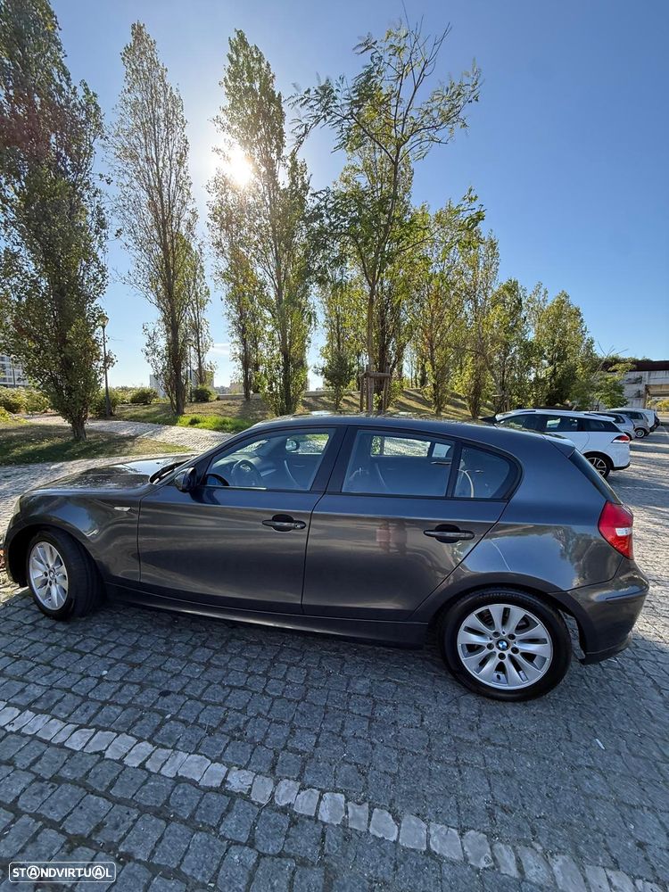 BMW 120 - 1