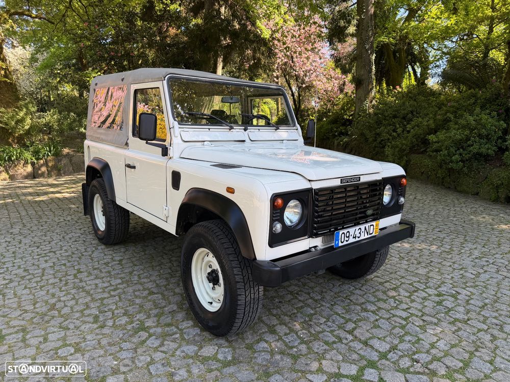 Land Rover Defender 90 2.5 Td5 Soft Top - 1