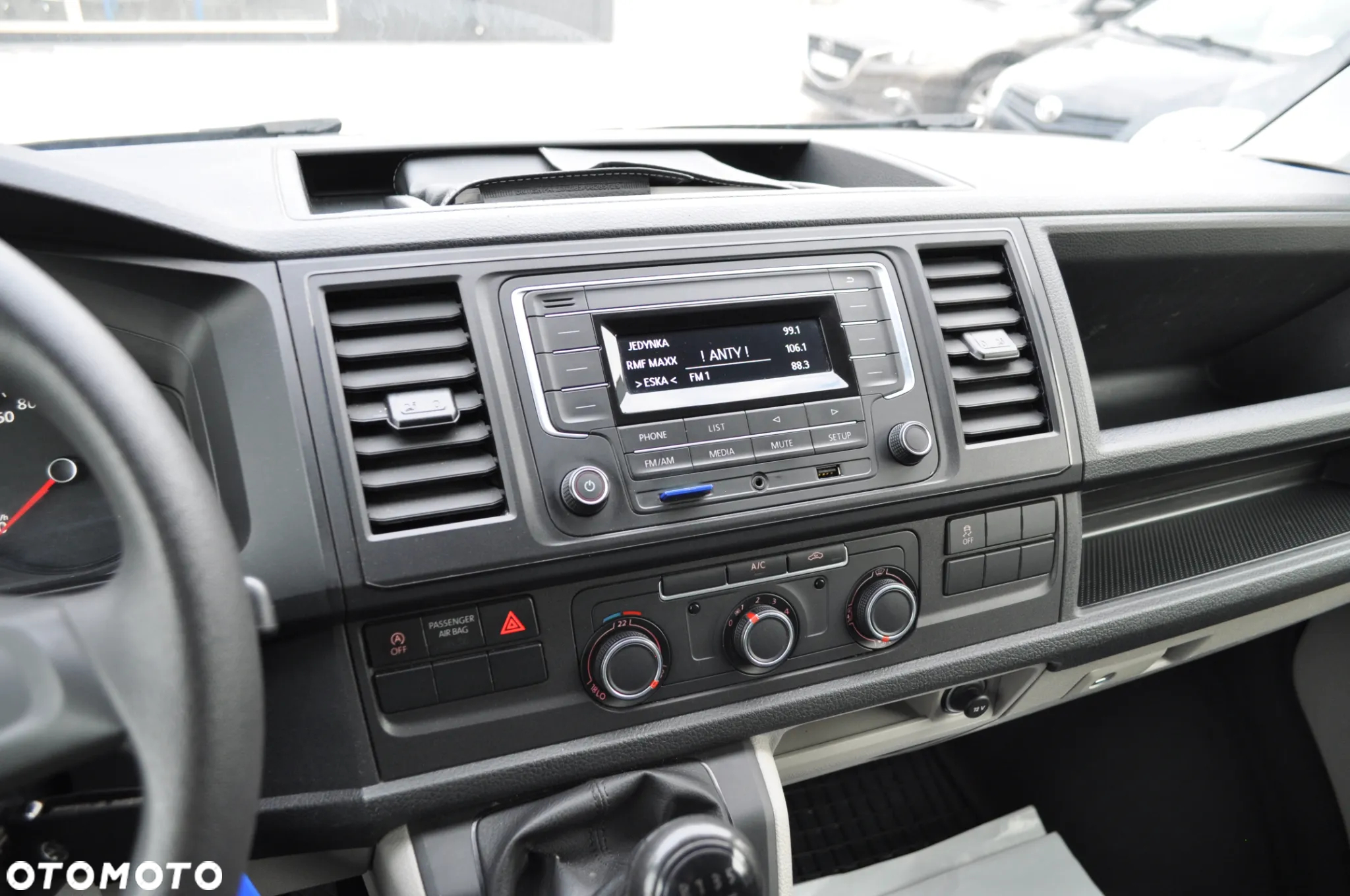Volkswagen Transporter - 20
