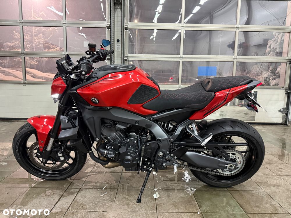 Yamaha MT - 12