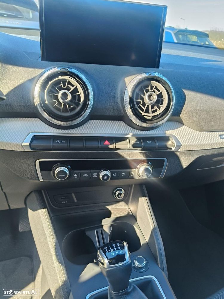 Audi Q2 30 TFSI - 13