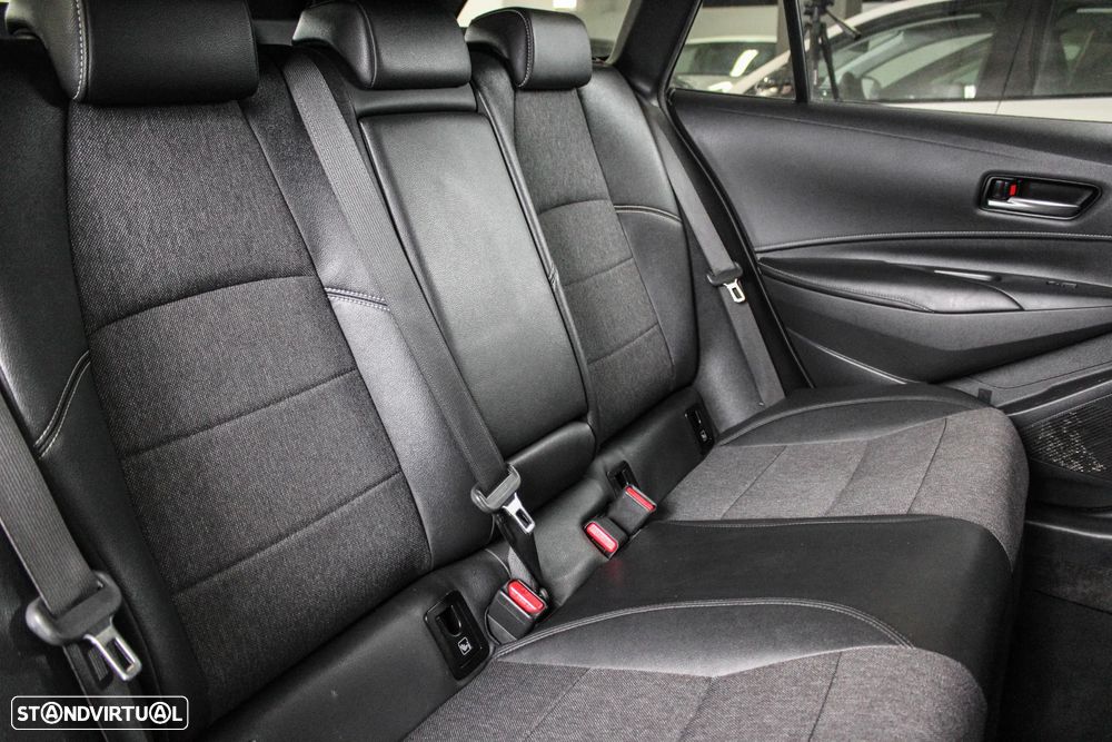 Toyota Corolla Touring Sports 1.8 Hybrid Comfort+P.Sport - 15