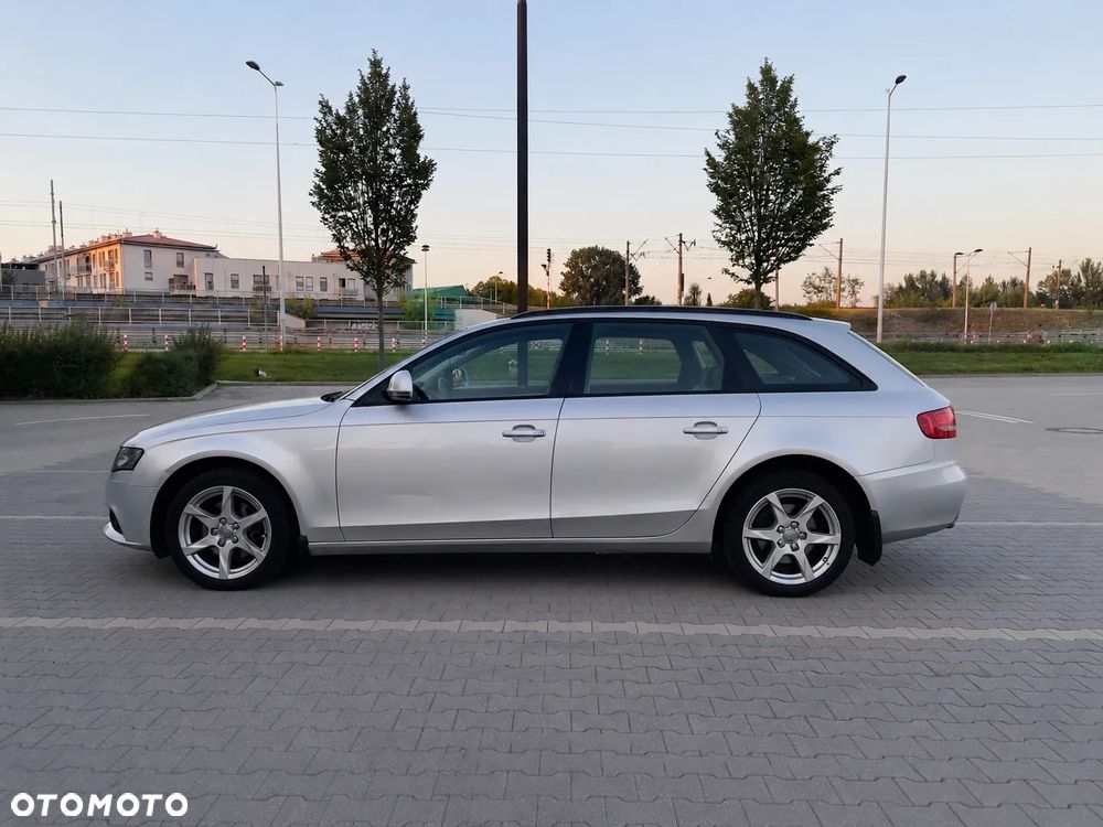 Audi A4 Avant - 5