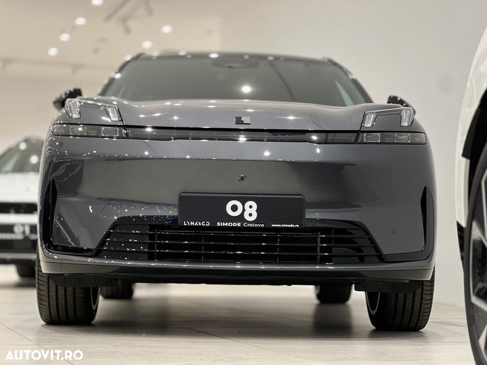 Lynk&Co 08 - 10