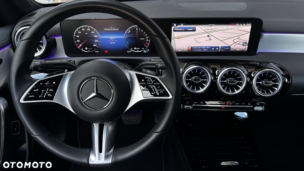 Mercedes-Benz CLA 250 E Progressive 8G-DCT - 15
