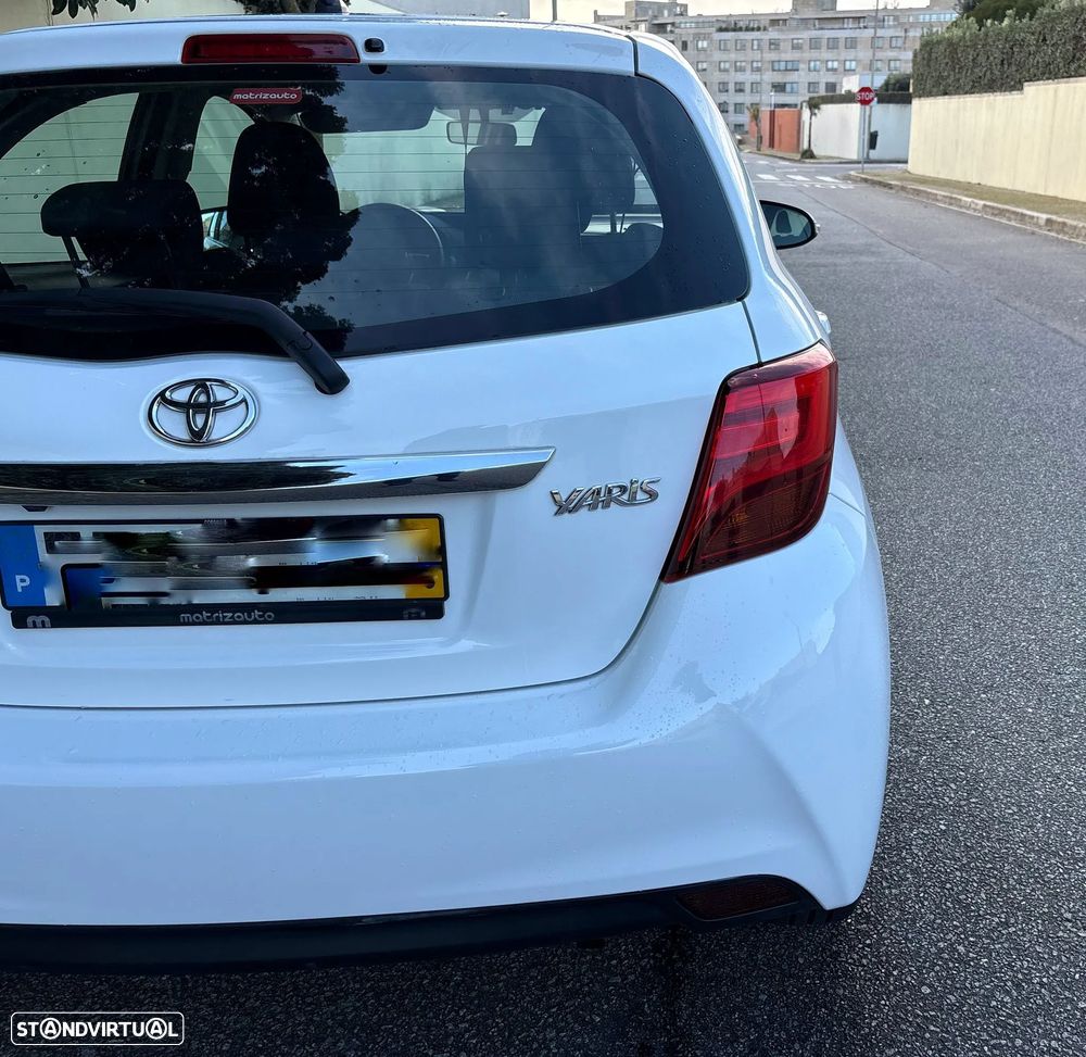 Toyota Yaris 1.0 VVT-i Comfort +PS Style+P.Techno - 18