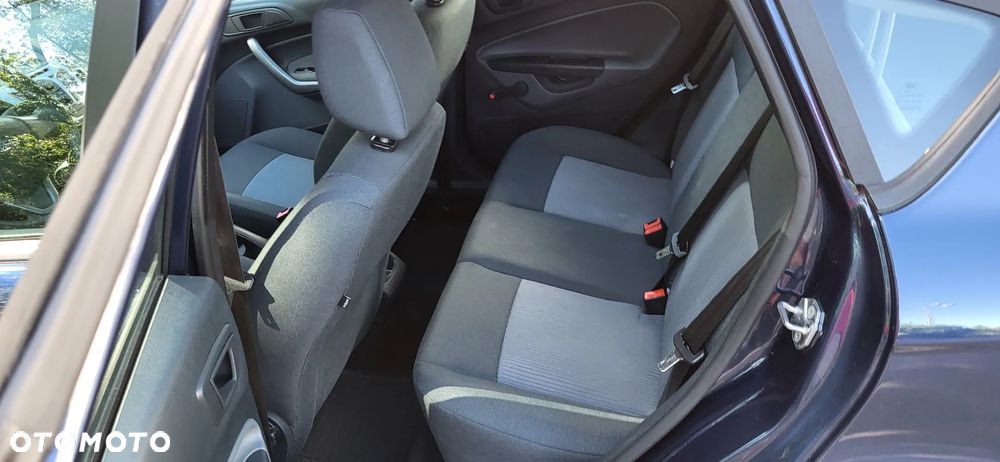 Ford Fiesta 1.25 Ambiente - 14