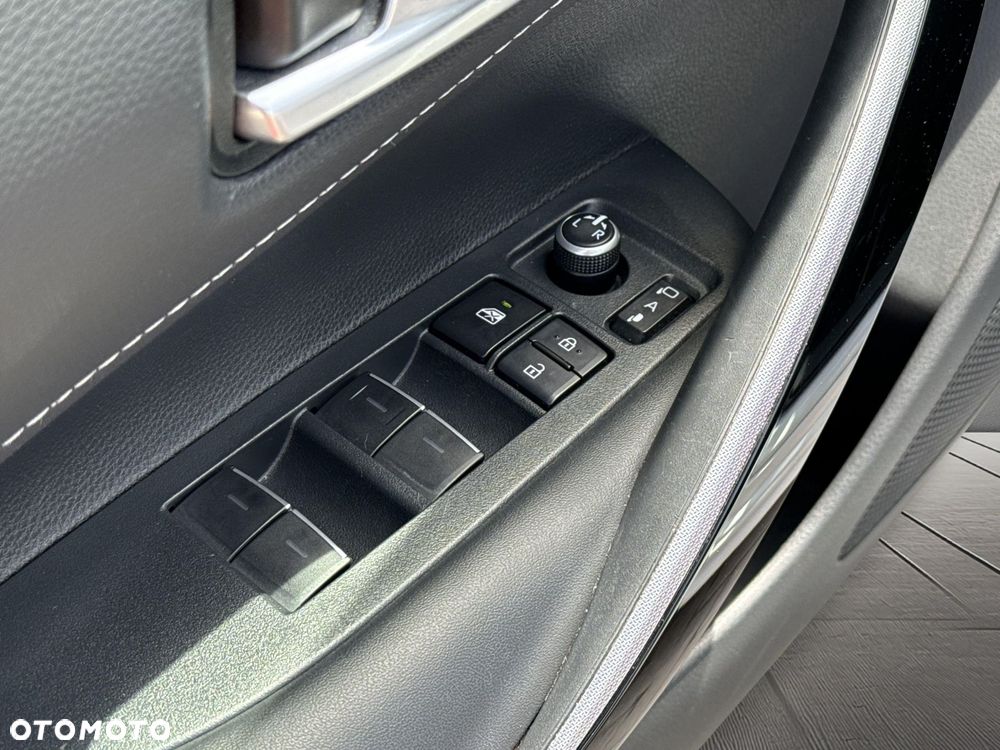 Toyota Corolla - 13