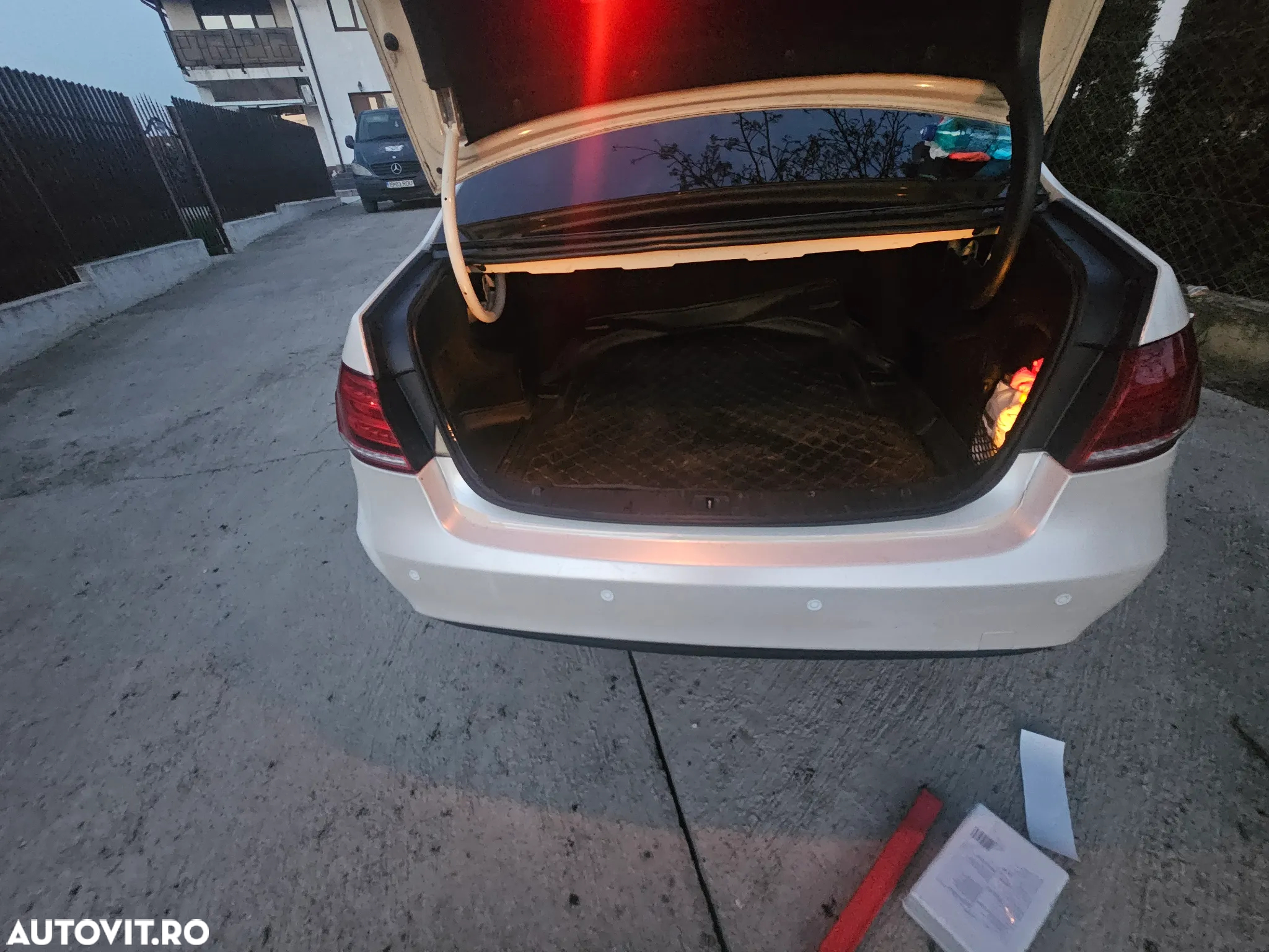 Mercedes-Benz E 200 CDI 7G-TRONIC Elegance - 14